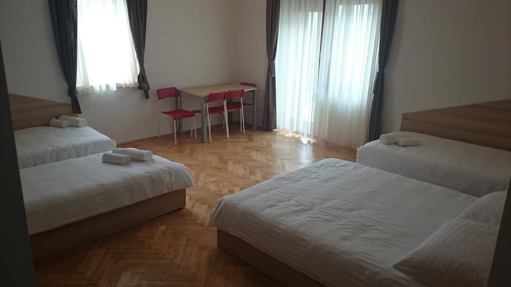 Sweet Dreams Rooms And Apartments Postojna Room photo